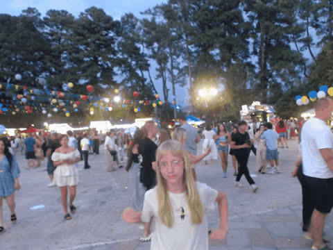 1907033