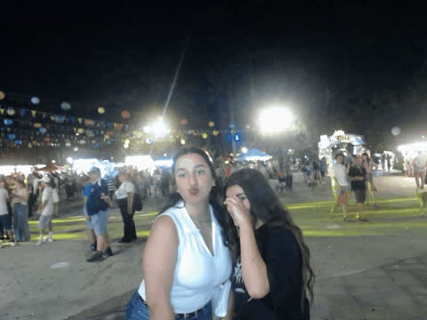 1907123