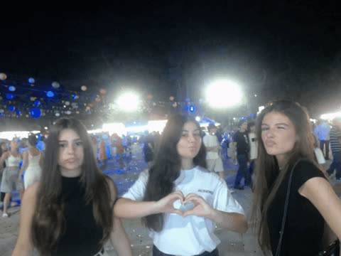 1907224