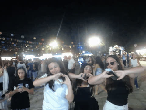 1907145