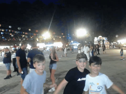 1907113