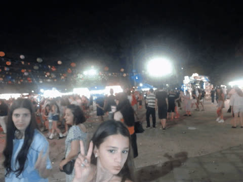 1907239
