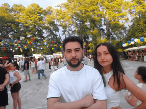 1906951