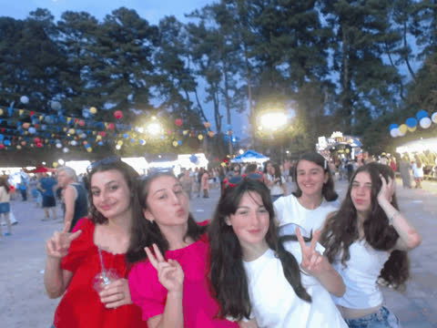 1907045