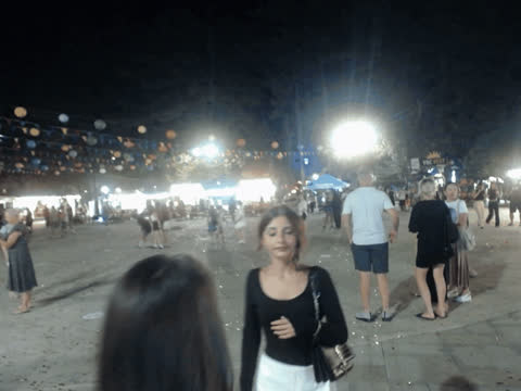 1907332