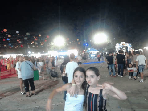 1907294