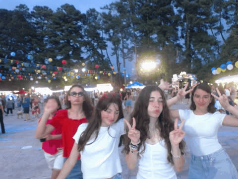 1907049