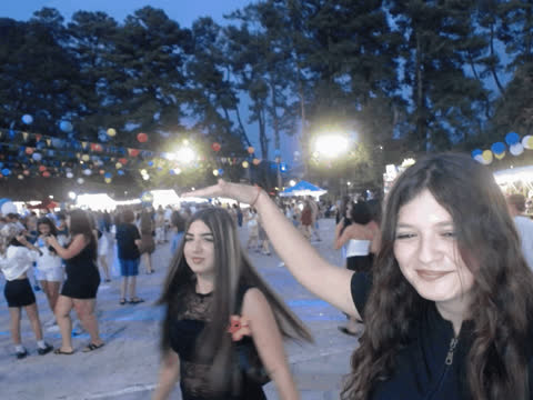 1907054