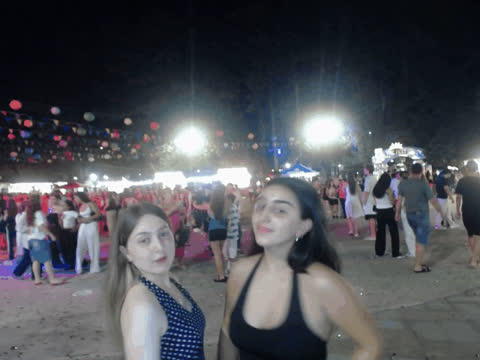 1907257