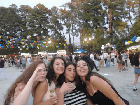 1906997