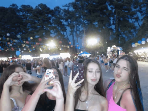 1907064