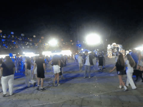 1907229