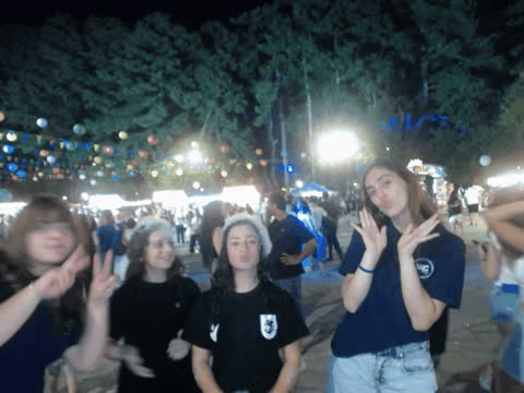 1907143