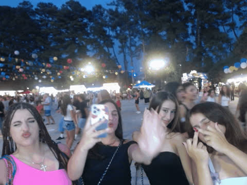 1907066