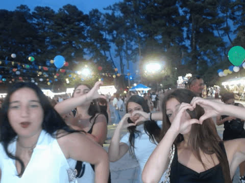 1907062