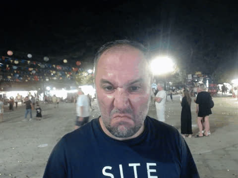 1907334