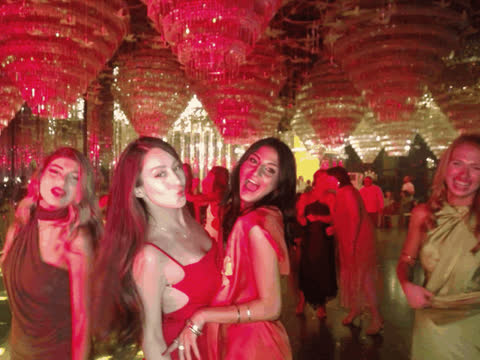 1907512