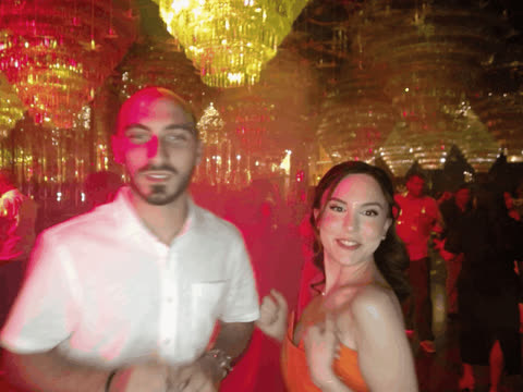1907472