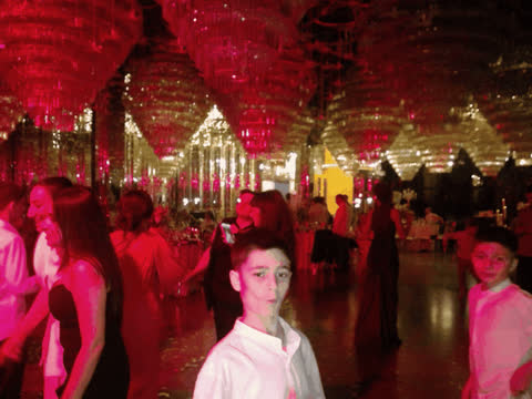 1907483