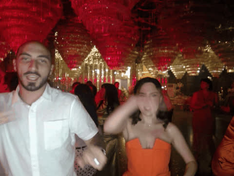 1907504