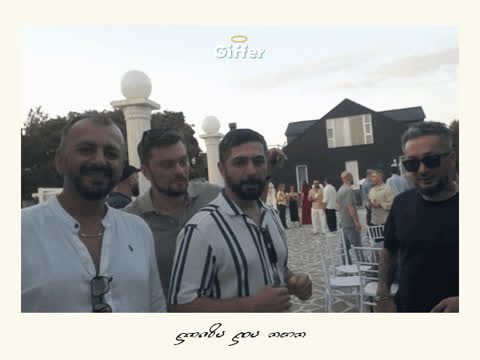 1907703