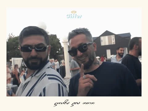 1907686