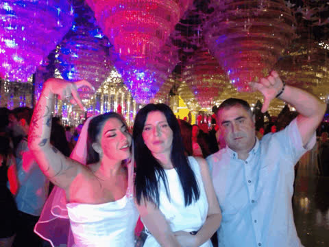 1908765