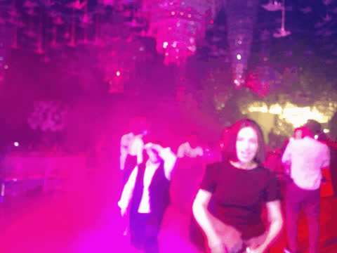 1910185
