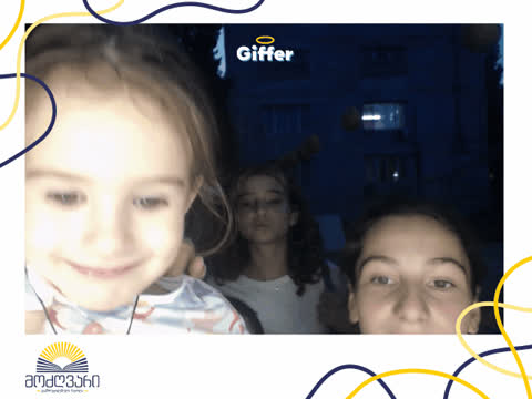 1910722